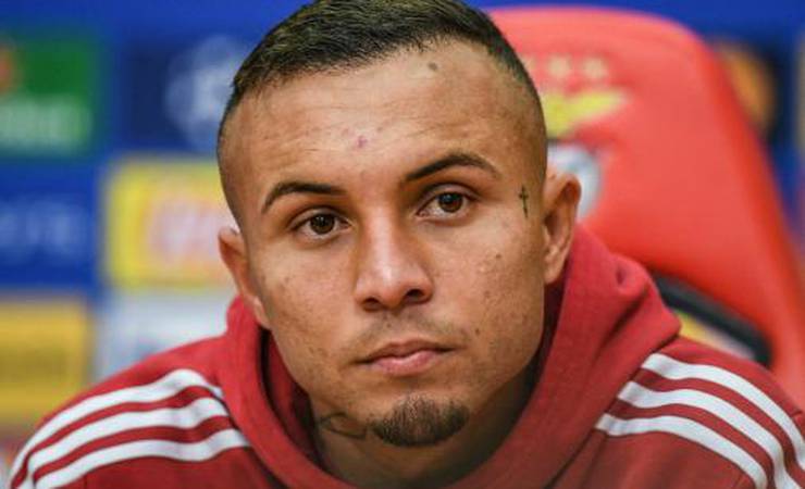Flamengo e Benfica se acertam, e Everton Cebolinha fica perto de reforçar o Rubro-Negro