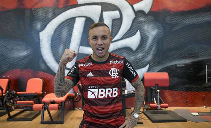 Flamengo anuncia Everton Cebolinha e contrato será até o fim de 2026