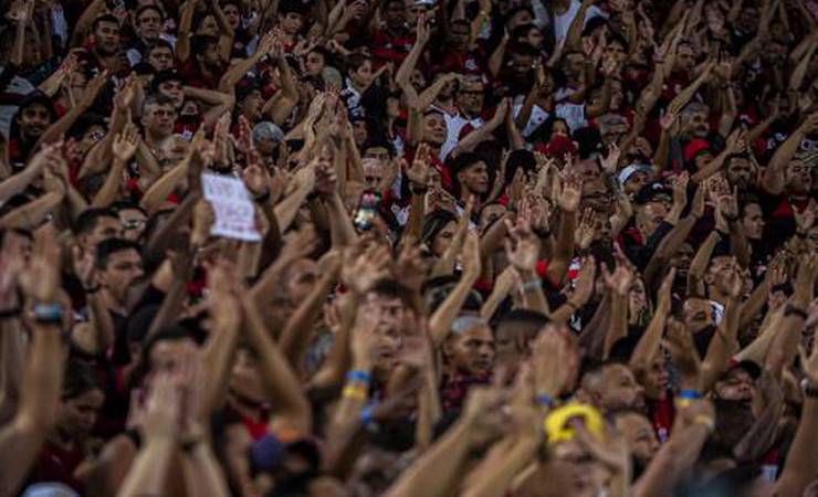 Torcida do Flamengo esgota ingressos para jogo contra o Palmeiras no Allianz Parque