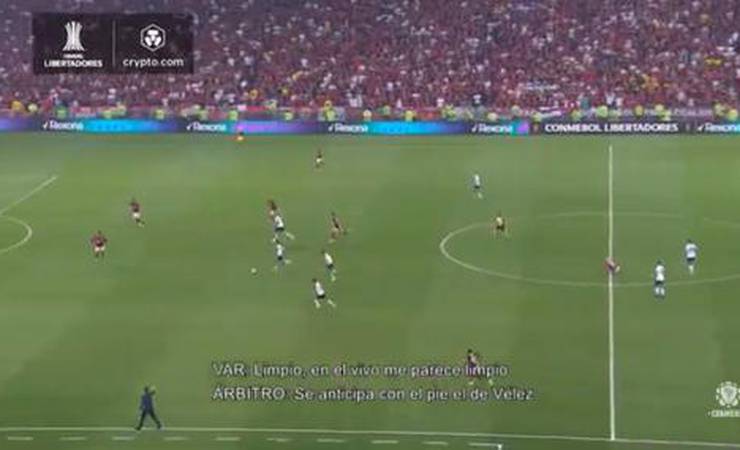 Flamengo x Vélez: Conmebol divulga análise do VAR sobre possível falta em gol de Pratto