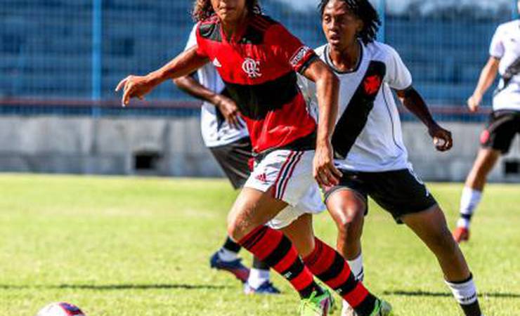 No Sub-16, Khauan Schlickmann pode conquistar o quinto título pelo Flamengo