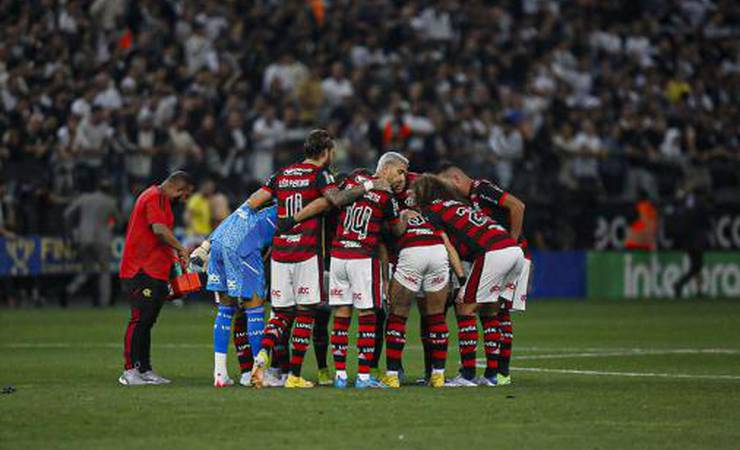 Atacante do Flamengo manda recado para a torcida após jogo de ida da final da Copa do Brasil