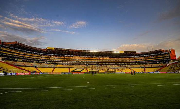 Final da Libertadores: Guayaquil se prepara até para acampamento de torcedores de Flamengo e Athletico