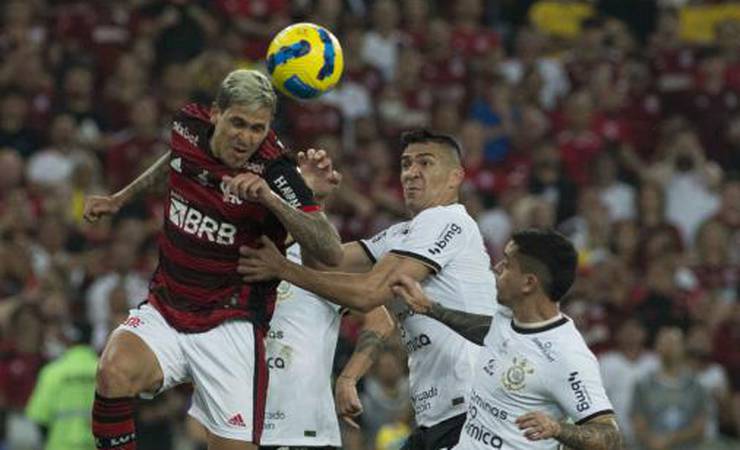 Mauro Cezar vê atuação 'ridícula' do Flamengo e a faz pedido a Marcos Braz