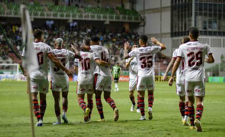 Reservas dão conta do recado, e Flamengo vence América-MG a uma semana da decisão da Libertadores