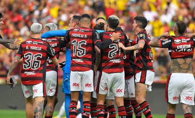 Com desfalques, Flamengo divulga lista de relacionados para jogo contra o Corinthians