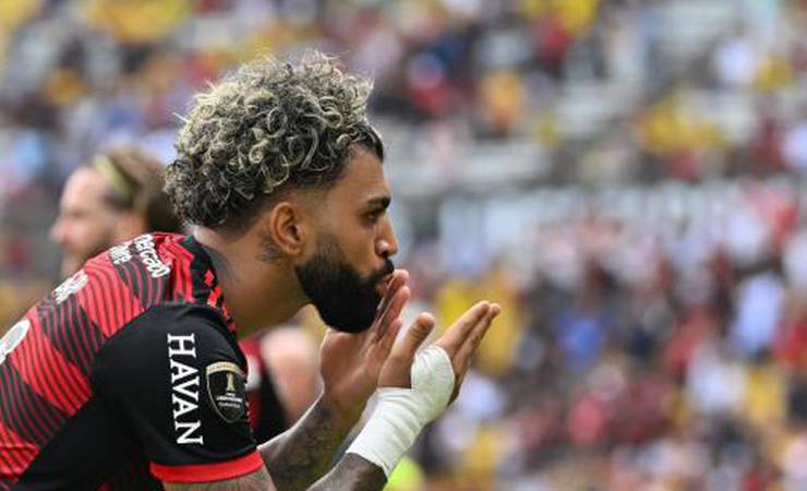 Gabigol se declara ao Flamengo após homenagem por título da Libertadores