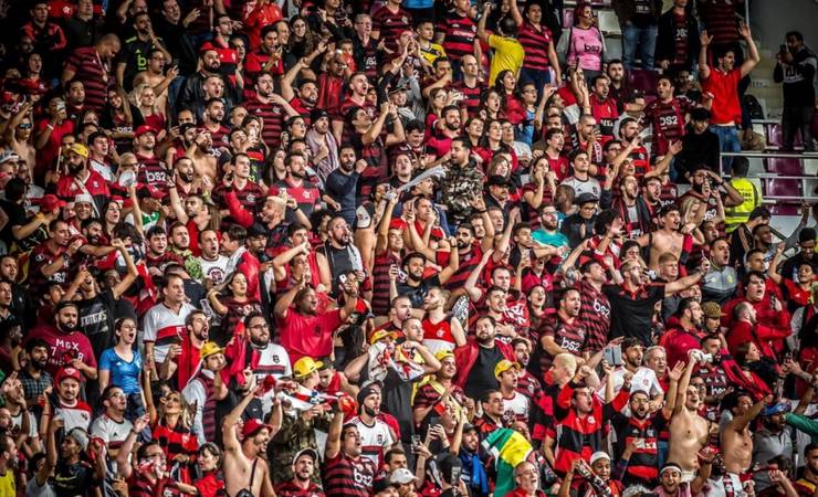 Torcida do Flamengo se revolta com cobrança de transmissão da semifinal da Taça Rio