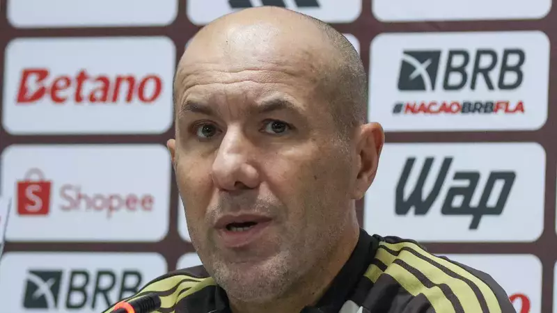 Flamengo ainda não contratou no 2º semestre e Leonardo Jardim cobra reforços