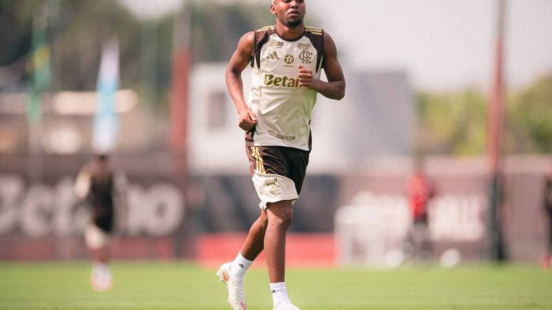 Flamengo negocia venda de Lorran ao Sharjah FC por cerca de 1,3 milhão de euros