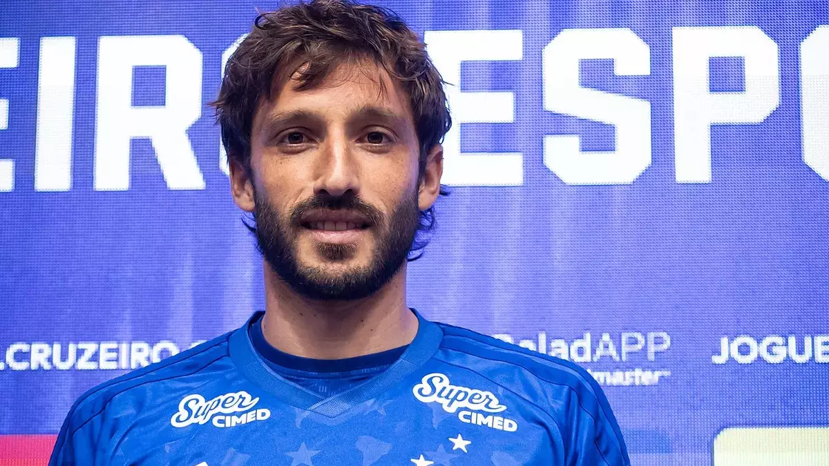 Matías Viña no Cruzeiro: Os bastidores do novo empréstimo e o planejamento do Flamengo
